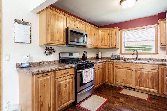 1461 Marquette Street, Janesville, WI 53546