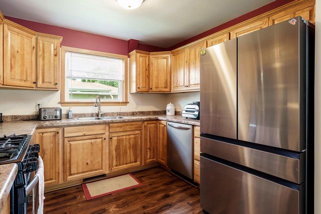 1461 Marquette Street, Janesville, WI 53546