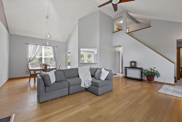 7450 Oakmeadows Drive, Columbus, OH 43085