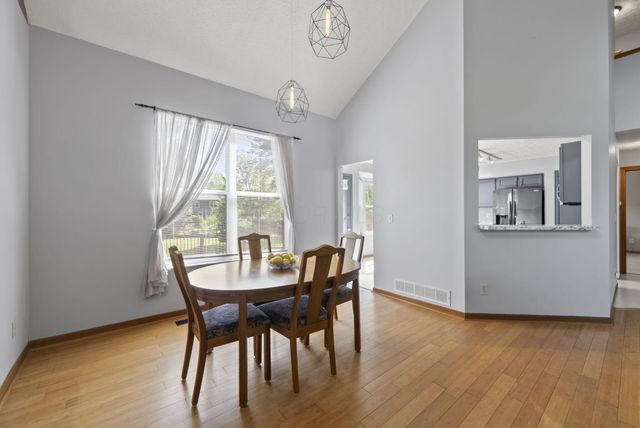 7450 Oakmeadows Drive, Columbus, OH 43085