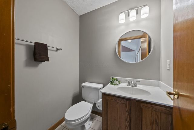 7450 Oakmeadows Drive, Columbus, OH 43085