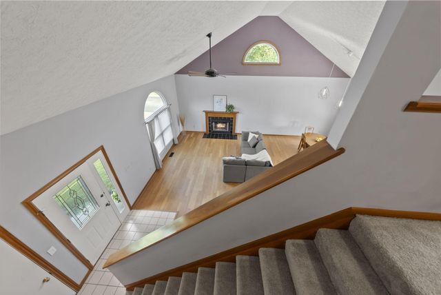 7450 Oakmeadows Drive, Columbus, OH 43085