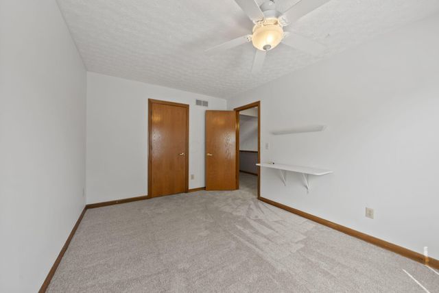 7450 Oakmeadows Drive, Columbus, OH 43085