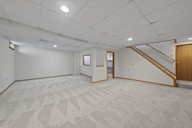 7450 Oakmeadows Drive, Columbus, OH 43085