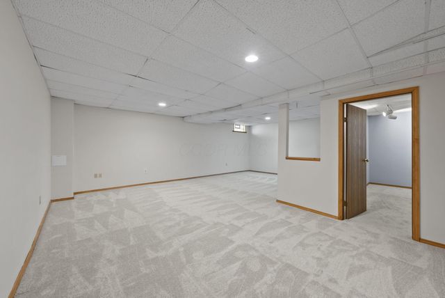 7450 Oakmeadows Drive, Columbus, OH 43085