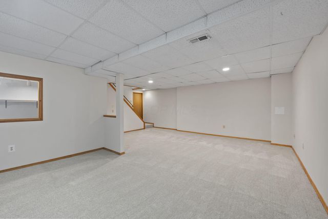 7450 Oakmeadows Drive, Columbus, OH 43085