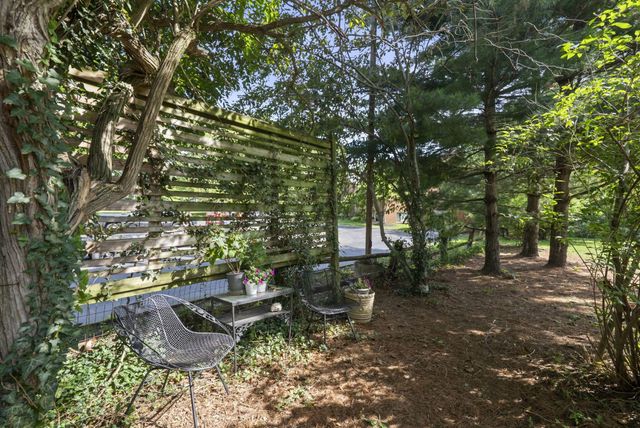7450 Oakmeadows Drive, Columbus, OH 43085