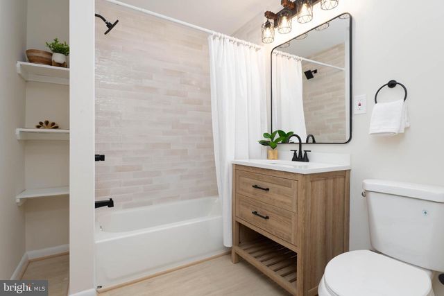 9709 UXBRIDGE RD, Baltimore, MD 21234