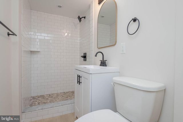 9709 UXBRIDGE RD, Baltimore, MD 21234