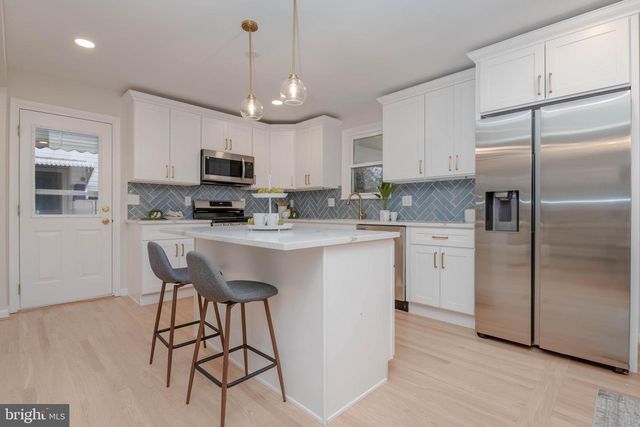 9709 UXBRIDGE RD, Baltimore, MD 21234