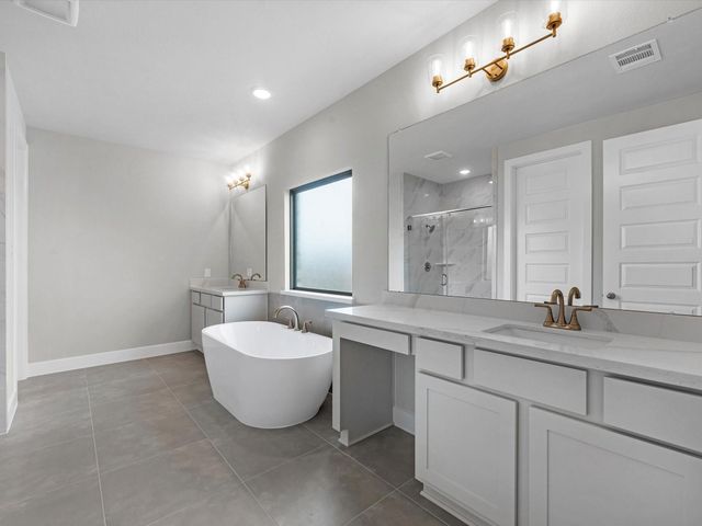 5231 Silk Petal Drive, Rosenberg, TX 77471