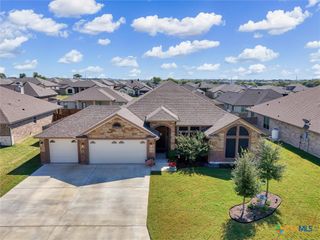 603 Willow Drive, Troy, TX 76579