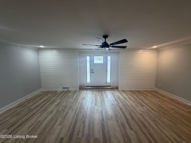 4308 Sadie Ln, Louisville, KY 40216