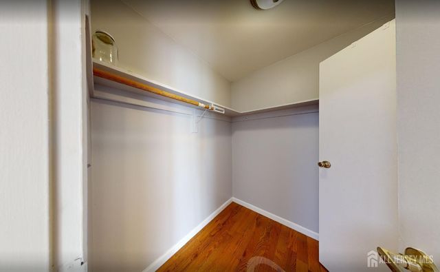 21 Lake Avenue 7A, East Brunswick, NJ 08816