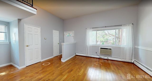 21 Lake Avenue 7A, East Brunswick, NJ 08816