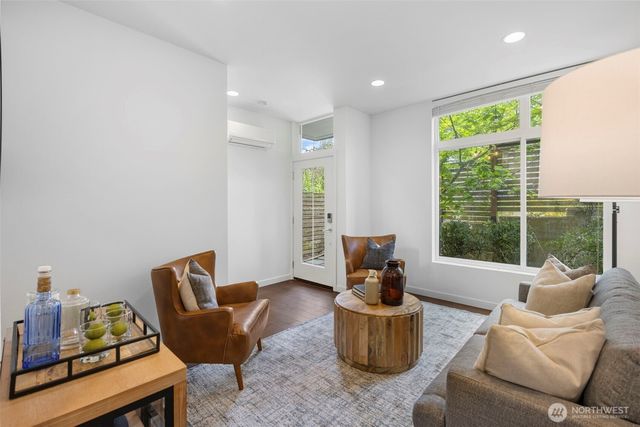 1415 E Fir Street, Seattle, WA 98122