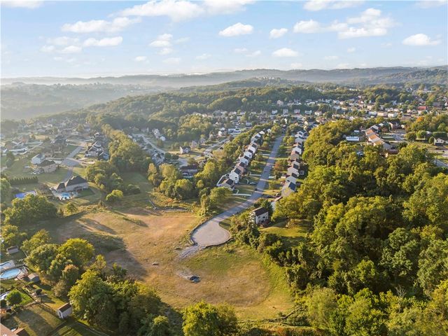 2220 Watchfield Dr, South Park, PA 15129