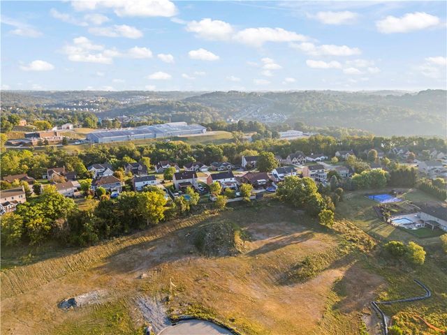 2220 Watchfield Dr, South Park, PA 15129