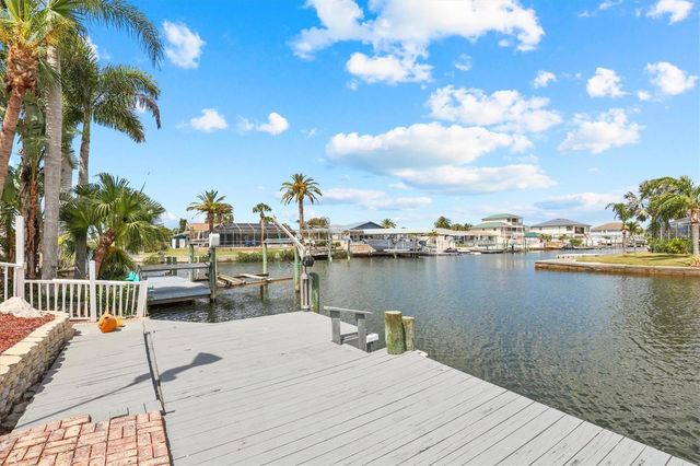 7239 SOUTHWIND DRIVE, Hudson, FL 34667