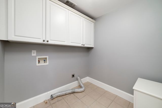 4201 Donington Way, Hampton, GA 30228