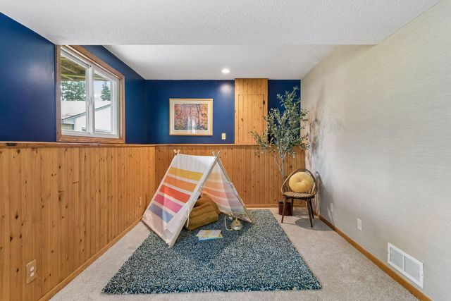 6364 Crosby Avenue, Inver Grove Heights, MN 55076