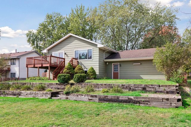 6364 Crosby Avenue, Inver Grove Heights, MN 55076