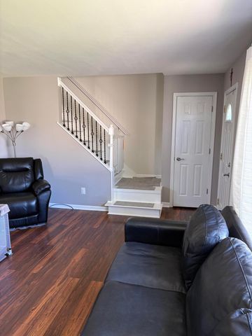 216 Plum Creek Drive 3, Schererville, IN 46375
