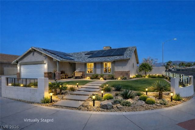 6400 Starcrest Drive, Las Vegas, NV 89108