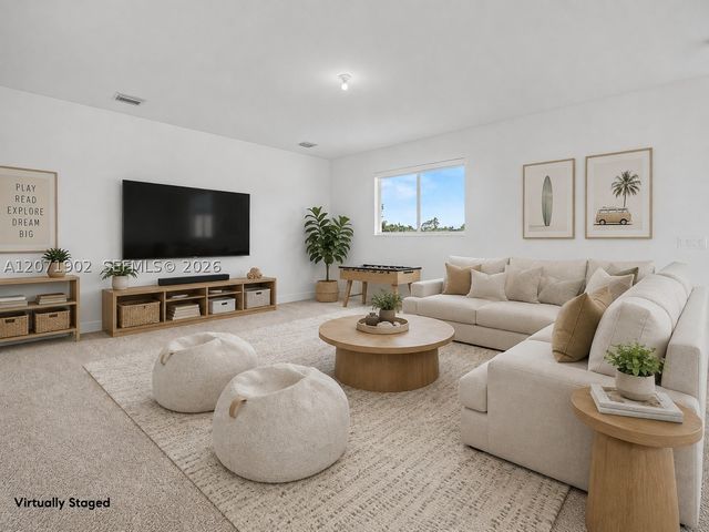 2440 SW 122nd Ter, Davie, FL 33325