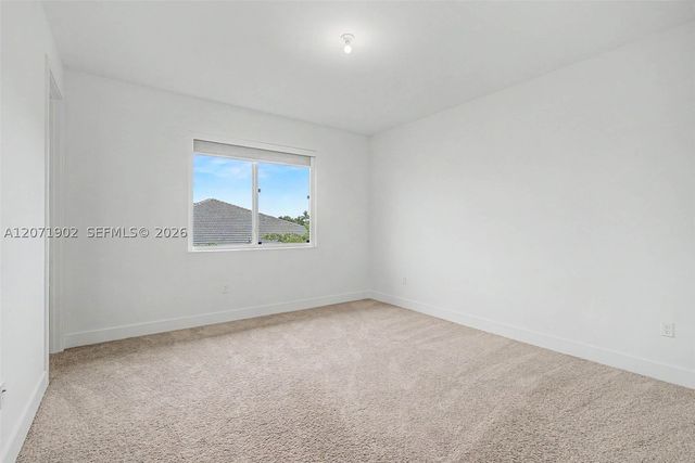 2440 SW 122nd Ter, Davie, FL 33325
