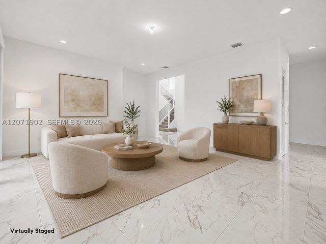 2440 SW 122nd Ter, Davie, FL 33325