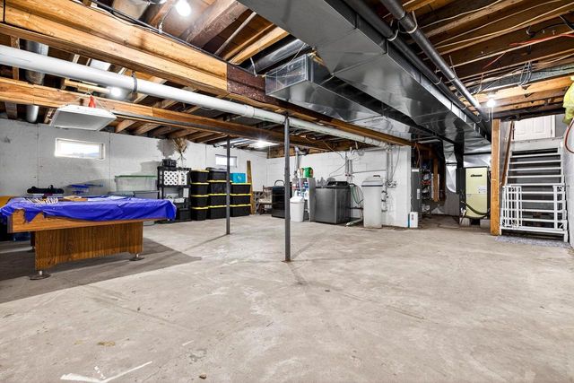 1221 HILLCREST DRIVE, Kaukauna, WI 54130