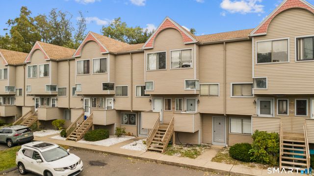 40 Crest Street 10, West Haven, CT 06516
