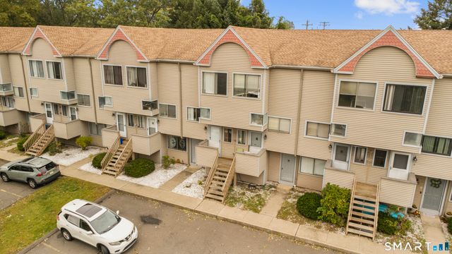 40 Crest Street 10, West Haven, CT 06516