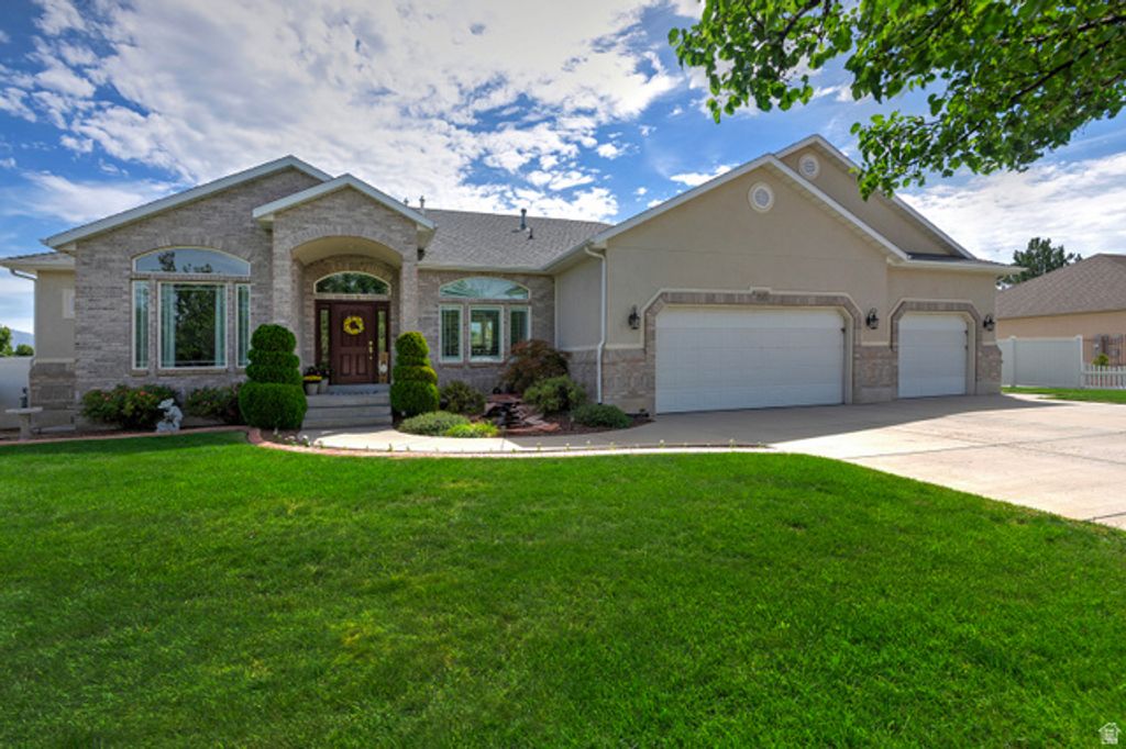 10653 S 3210 W, South Jordan, UT 84095 — exterior