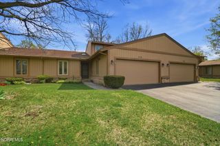 2338 Parliament Square, Toledo, OH 43617