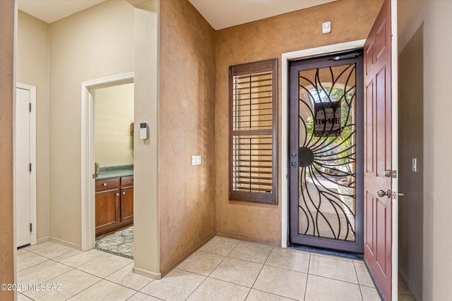 7836 W Orpine Court, Tucson, AZ 85743