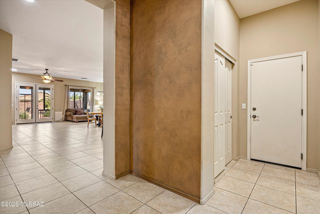 7836 W Orpine Court, Tucson, AZ 85743