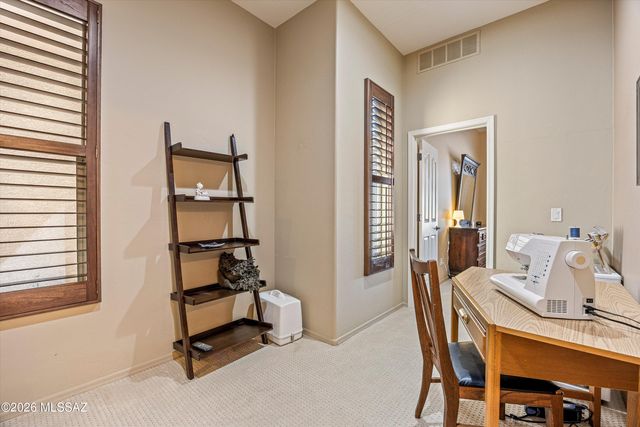 7836 W Orpine Court, Tucson, AZ 85743