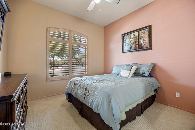 7836 W Orpine Court, Tucson, AZ 85743