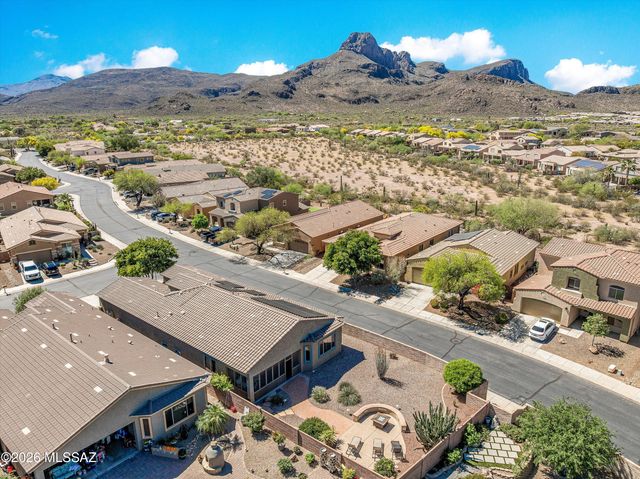 7836 W Orpine Court, Tucson, AZ 85743