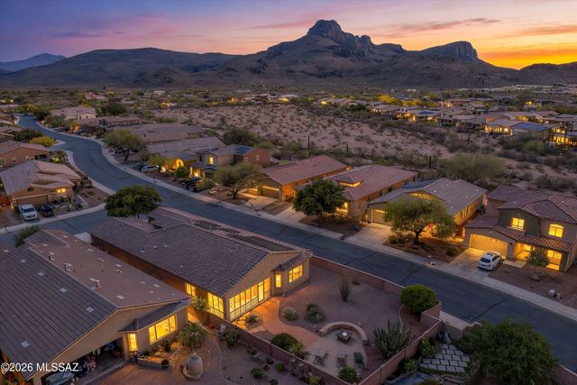 7836 W Orpine Court, Tucson, AZ 85743