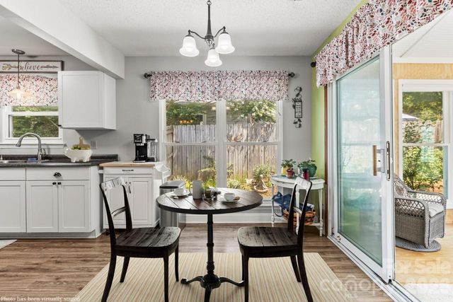 6325 Ellesmere Court, Charlotte, NC 28227