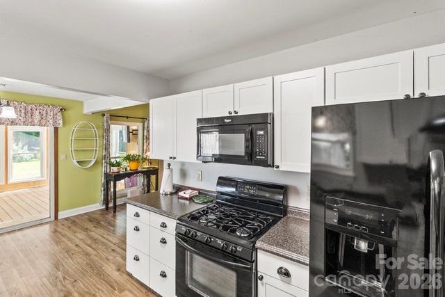 6325 Ellesmere Court, Charlotte, NC 28227