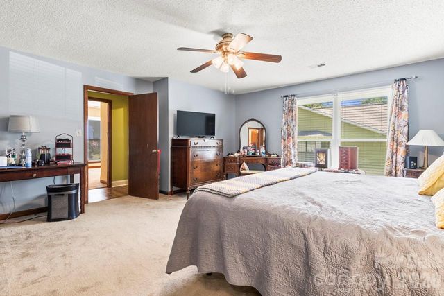 6325 Ellesmere Court, Charlotte, NC 28227