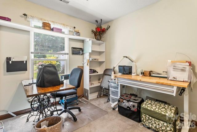 6325 Ellesmere Court, Charlotte, NC 28227