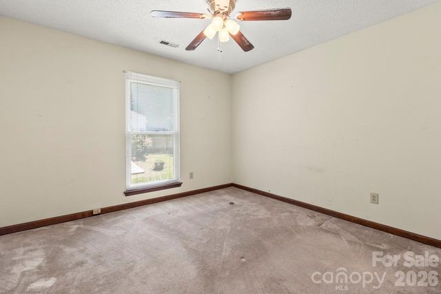 6325 Ellesmere Court, Charlotte, NC 28227