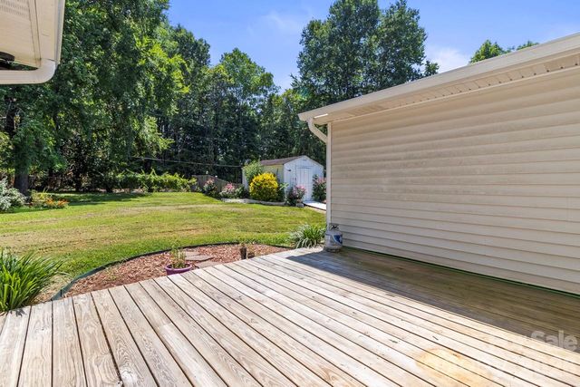 6325 Ellesmere Court, Charlotte, NC 28227