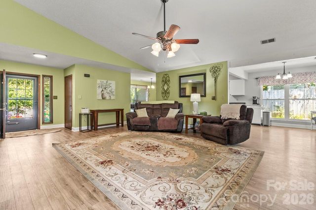 6325 Ellesmere Court, Charlotte, NC 28227