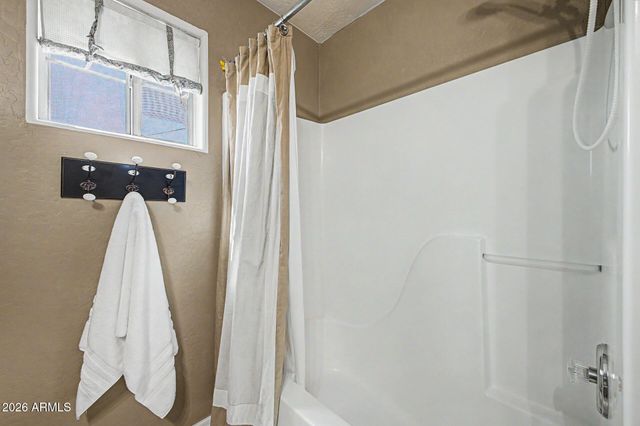 517 S LINDA Circle, Mesa, AZ 85204